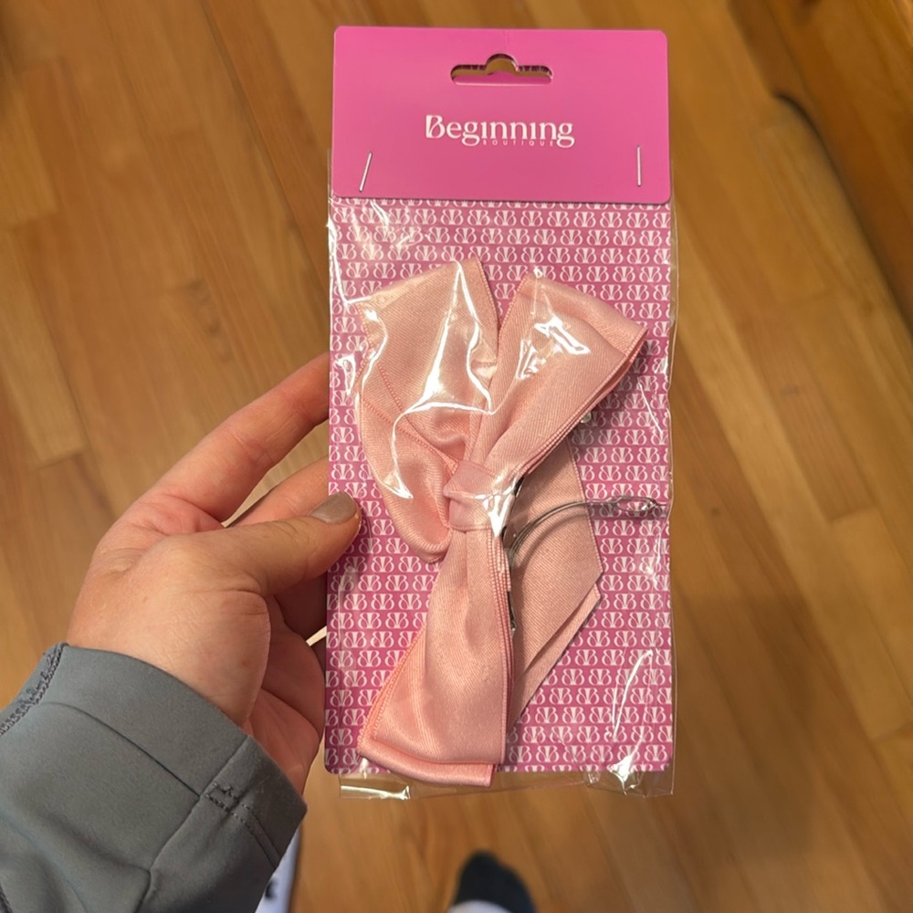 Beginning Boutique Pink Bow